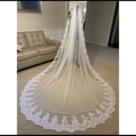 COPY - New wedding veil main image 5